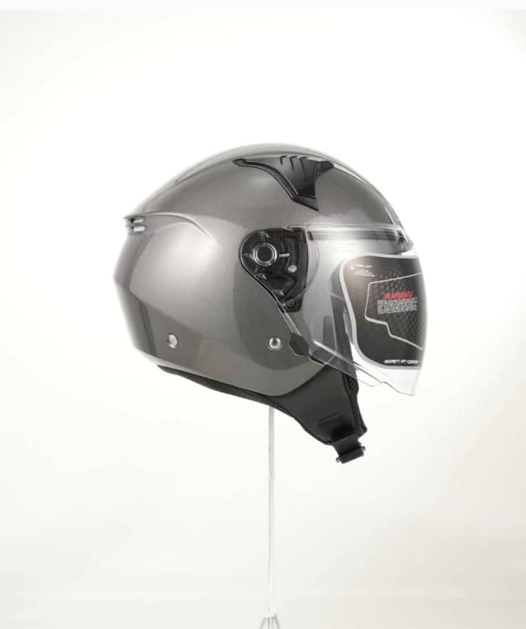 Helmets angle 8